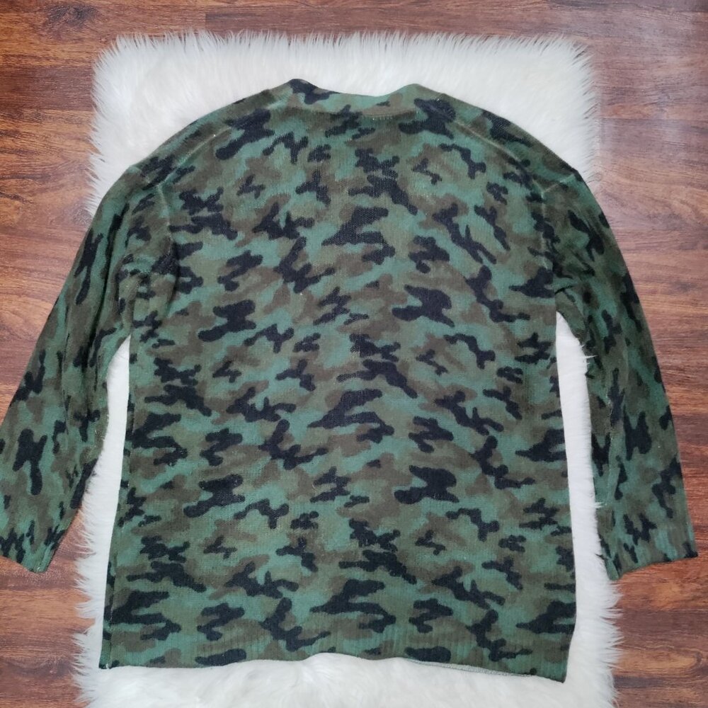 Aqua Cashmere Oversized Green Combo Camouflage Cardigan Sweater Women's Medium - Picture 4 of 16